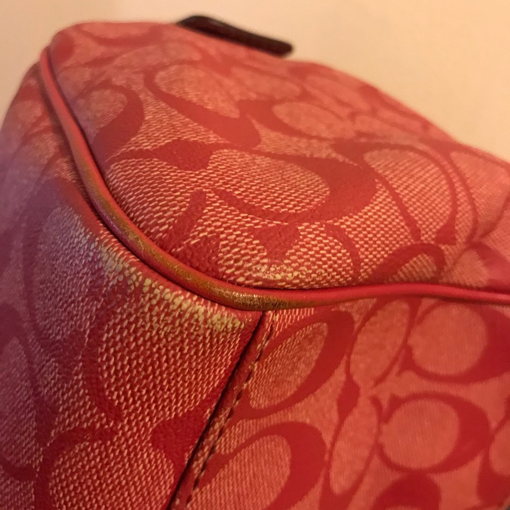 Coach fuchsia handbag - Picture 7 of 12